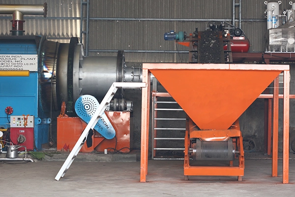 Waste Tyre Recycling Plant in Rajkot, Gujarat - Luzon India